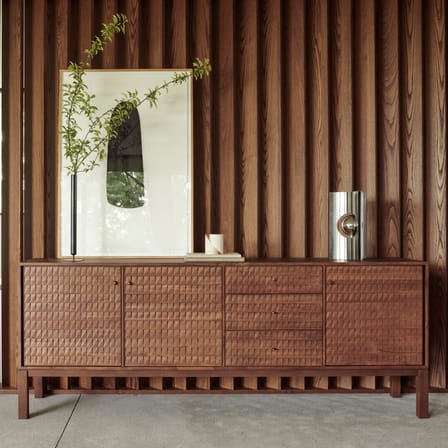 Buffet Sono bois marron / L 228 x H 87 cm - Sculpté main - Ethnicraft
