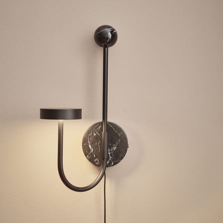 Applique avec prise Grasil LED métal marbre noir / H 54 cm - marbre - AYTM