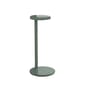 Lampada da tavolo Oblique QI LED metallo verde / LED - Con presa USB-C e caricatore a induzione - Flos