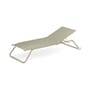 Snooze Reclining deckchair on wheels metal beige / Stackable - Casters - Emu