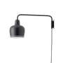 Applique con presa Golden Bell A330S metallo nero / Alvar Aalto, 1937 - Braccio girevole - ARTEK