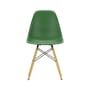 Chaise RE DSW - Eames Plastic Side Chair / (1950) - Pieds bois clair / Recyclé - Vitra