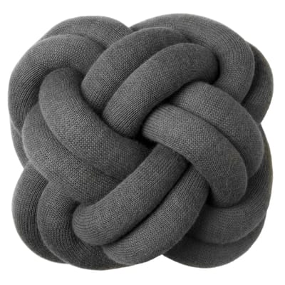 Black knot pillow top