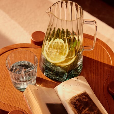 Carafe Omada Design 2,1L - Incassable Et Sans BPA | Verseuse Extérieur Avec Couvercle | Ligne Samba | Multicolore