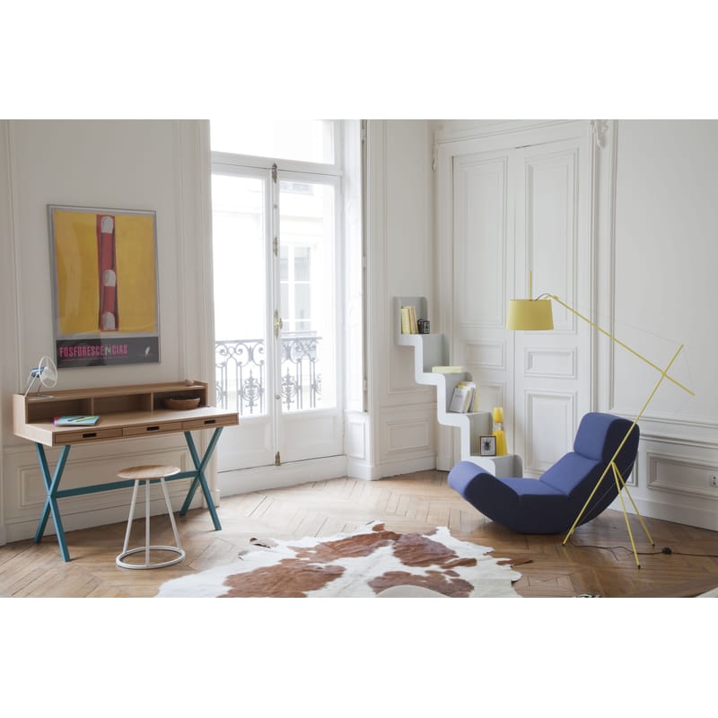 Floor on sale writing desk