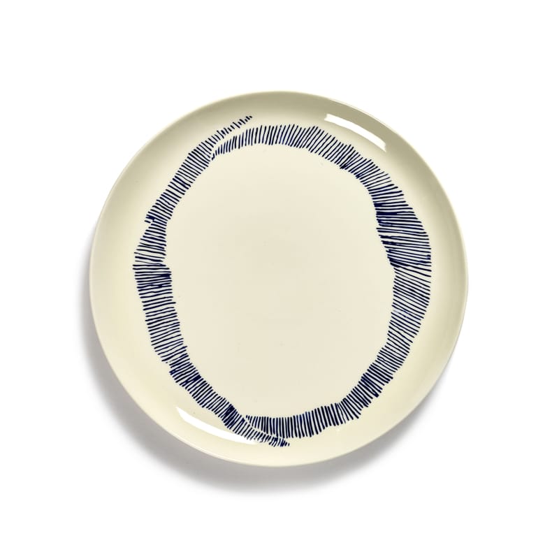 Table et cuisine - Assiettes - Assiette Feast céramique blanc Large / Ø 26,5 cm - Serax - Traits / Blanc & bleu - Grès émaillé