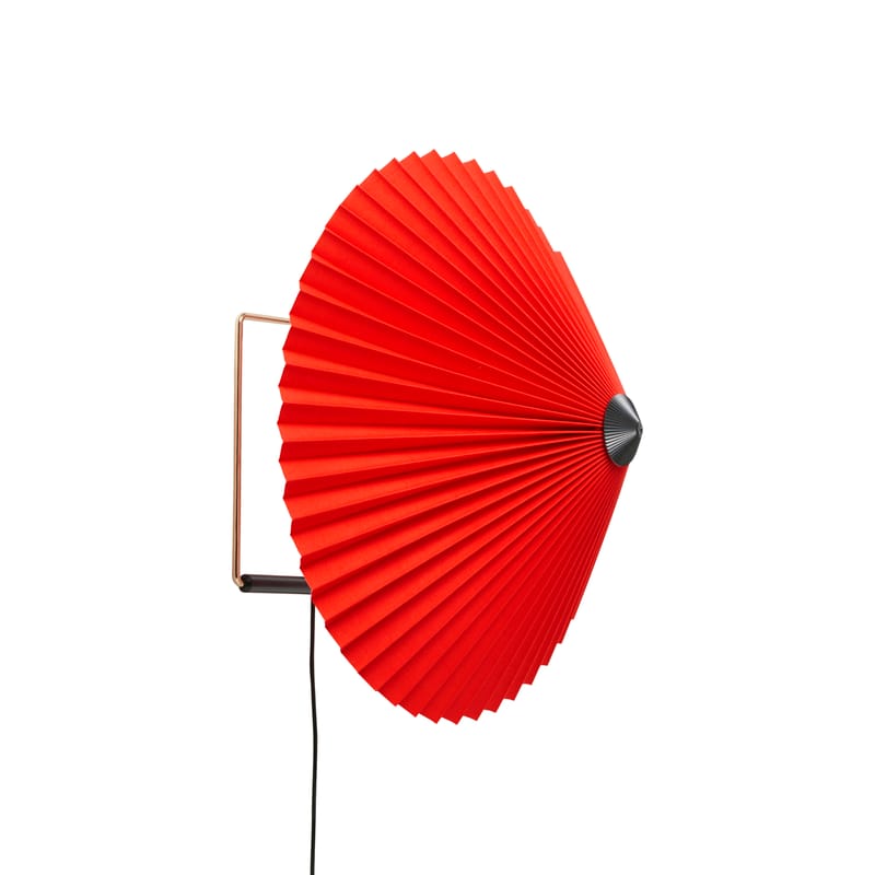 Luminaire - Appliques - Applique avec prise Matin Large tissu rouge / LED - Ø 38 cm - Hay - Rouge vif - Coton plissé, Fil d\'acier