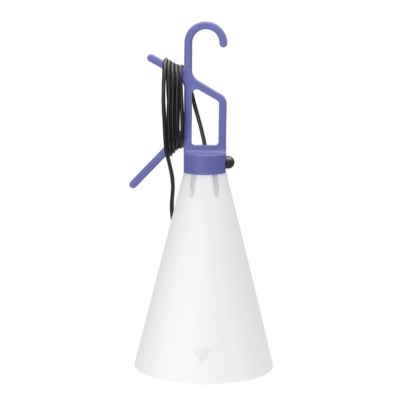 Öko-Design - Lokale Produktion - Taschenlampe Mayday INDOOR plastikmaterial violett / Recycling-Polypropylen H 53 cm - Flos - Fliederfarben - Recyceltes Polypropylen