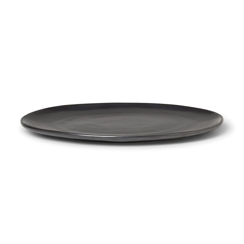 Table et cuisine - Assiettes - Assiette Flow céramique noir / Ø 27 cm - Ferm Living - Noir - Porcelaine émaillée
