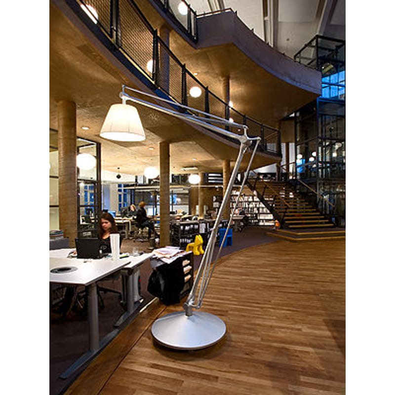 Superarchimoon top floor lamp