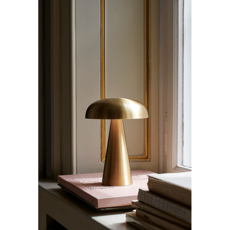 Wireless sales table light
