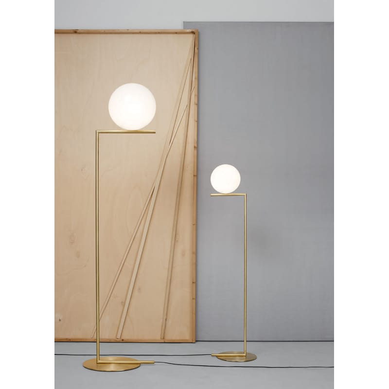 Ic f1 floor lamp outlet