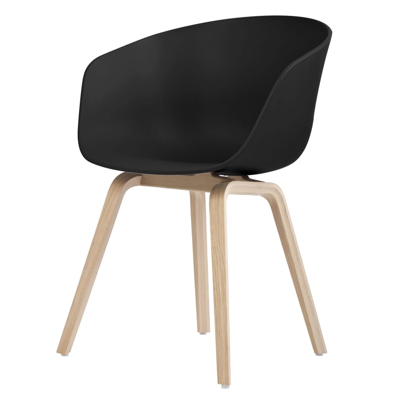 Arredamento - Sedie  - Poltrona About a chair AAC22 materiale plastico nero legno naturale / 4 gambe - Hay - Nero / Base legno naturale - Polipropilene, Rovere saponato