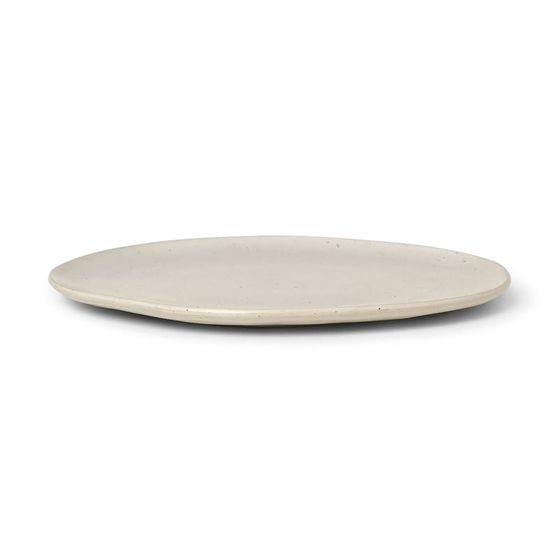 Table et cuisine - Assiettes - Assiette Flow céramique blanc / Ø 27 cm - Ferm Living - Blanc cassé moucheté - Porcelaine émaillée
