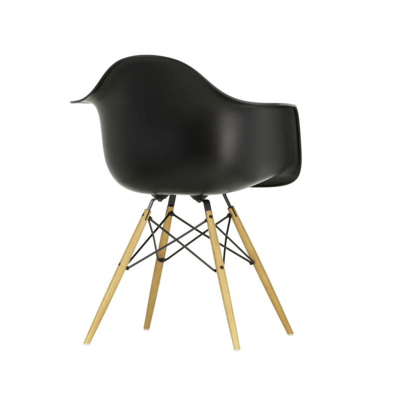 Dwr eames sales molded plastic chair