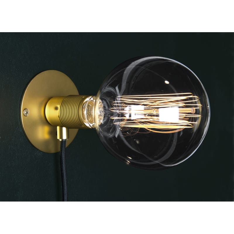 Luminaire - Appliques - Applique avec prise Frama Kit or métal Small / Ø 12 cm - Frama  - Laiton / Câble noir - Métal