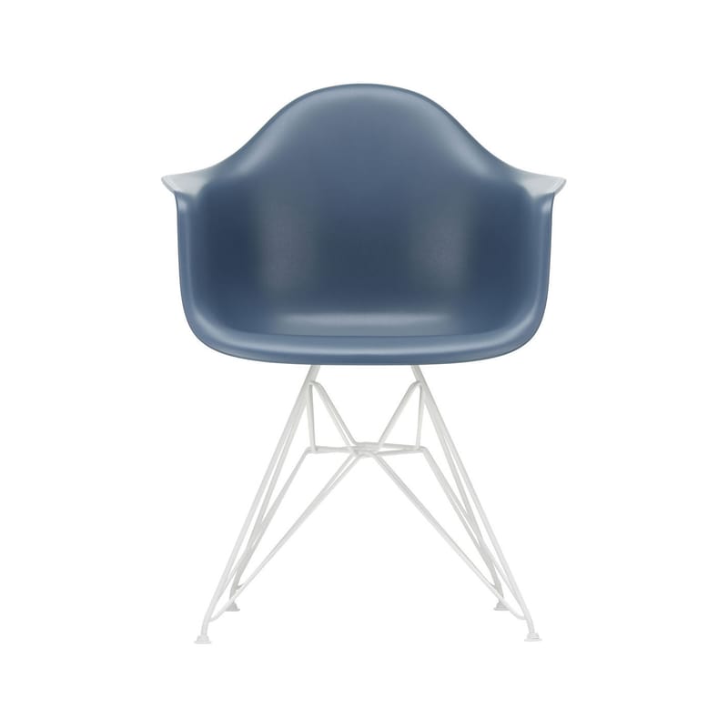 Mobilier - Chaises, fauteuils de salle à manger - Fauteuil RE DAR - Eames Plastic Armchair plastique bleu / (1950) - Pieds blancs / Recyclé - Vitra - Bleu de mer / Pieds blancs - Acier laqué, Plastique recyclé post-consommation