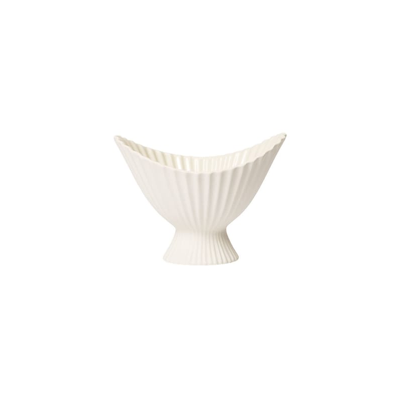Table et cuisine - Saladiers, coupes et bols - Coupe Fountain Small céramique blanc / 19 x 15 x H 13 cm - Ferm Living - L 19 cm / Blanc - Grès