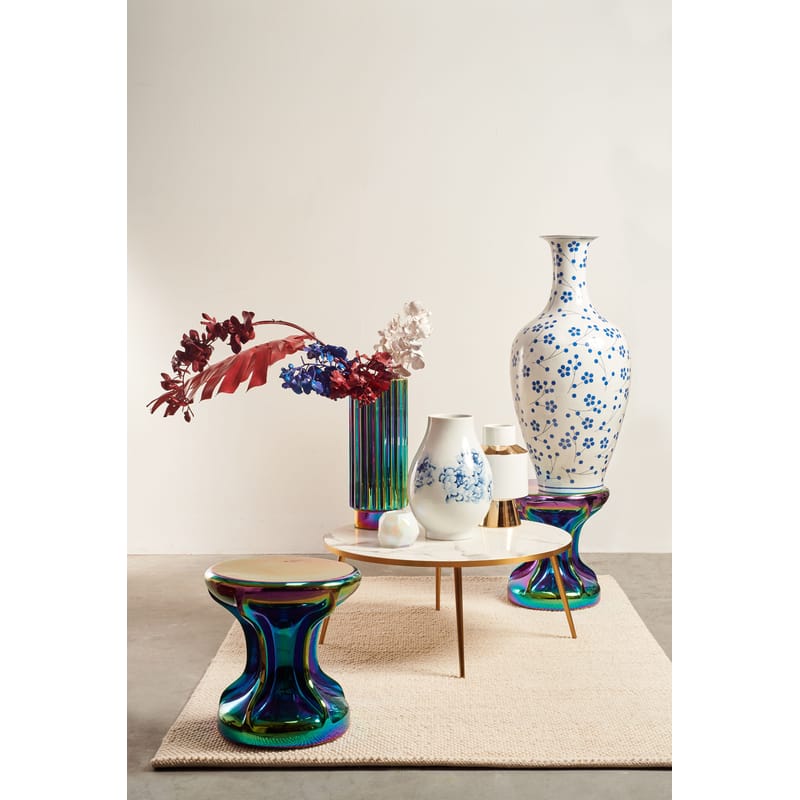 Plastic resin coffee sales table