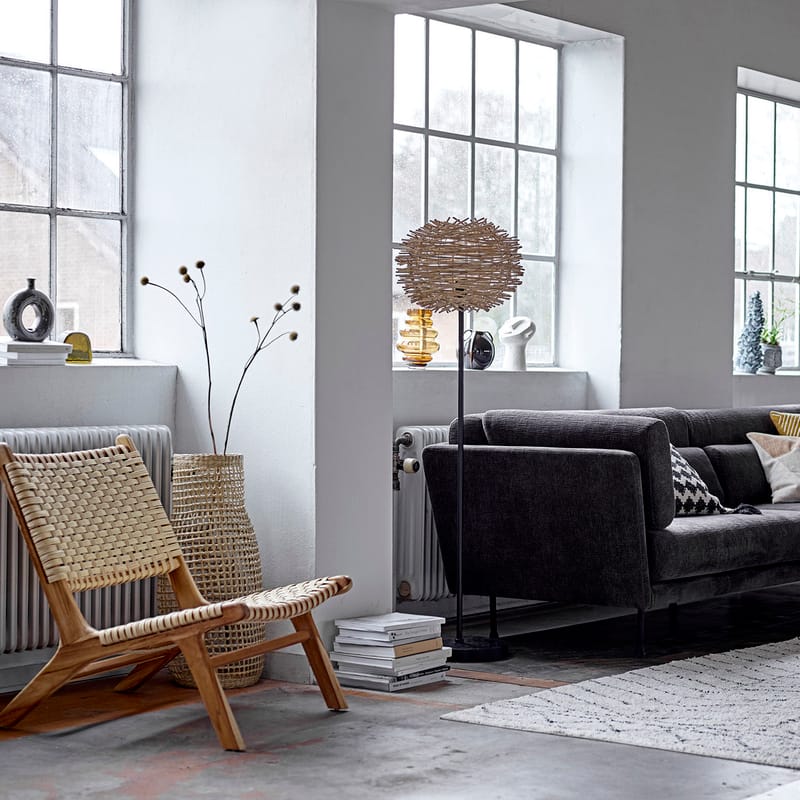 Low lounge sale chair rattan