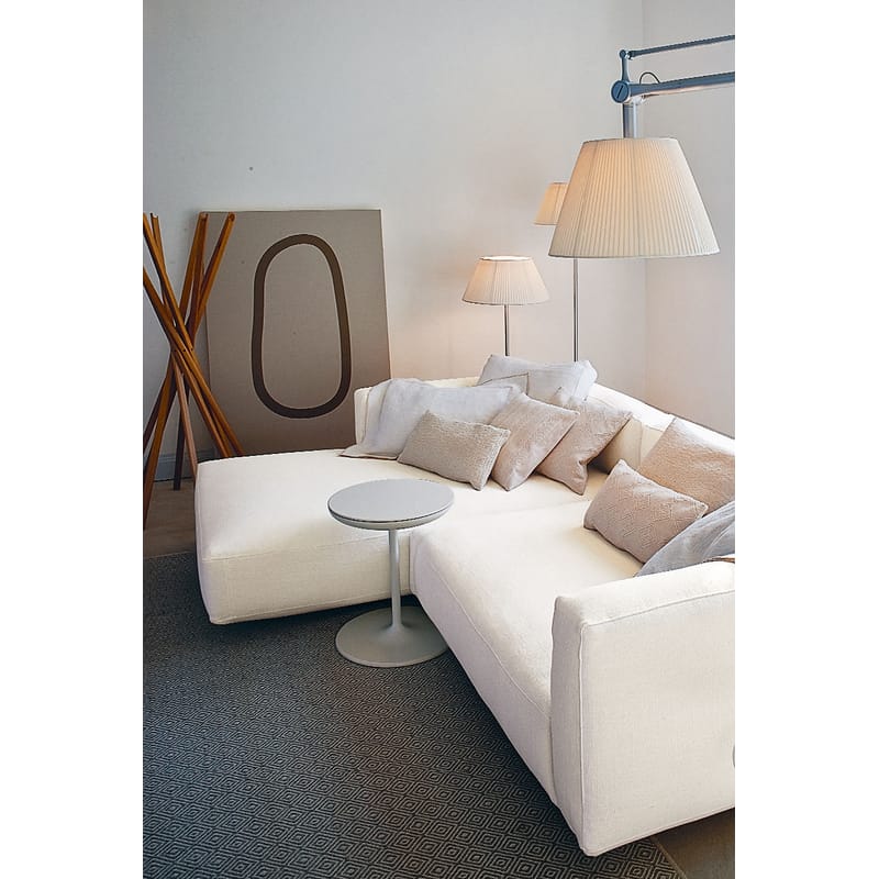 H and outlet f furniture