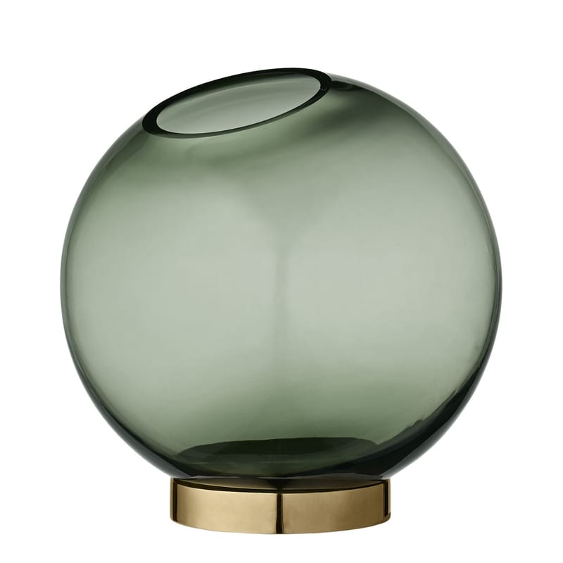 Décoration - Vases - Vase Globe Medium métal verre vert or / Ø 17  cm - laiton - AYTM - Vert / Laiton - Laiton, Verre soufflé