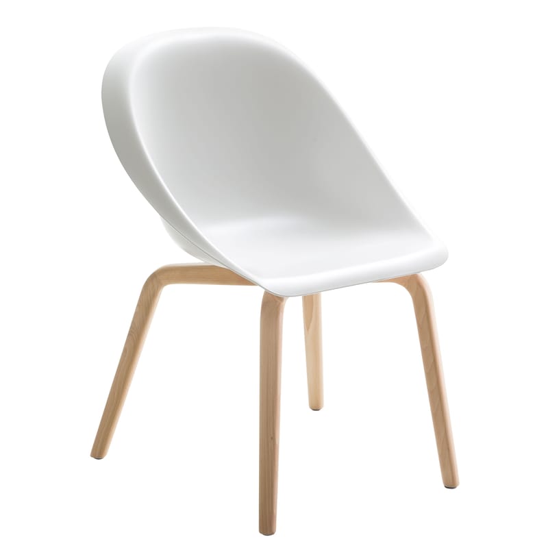 Mobilier - Chaises, fauteuils de salle à manger - Fauteuil Hoop plastique blanc bois naturel / Pieds hêtre - B-LINE - Blanc / Pieds hêtre - Hêtre massif, Polyuréthane