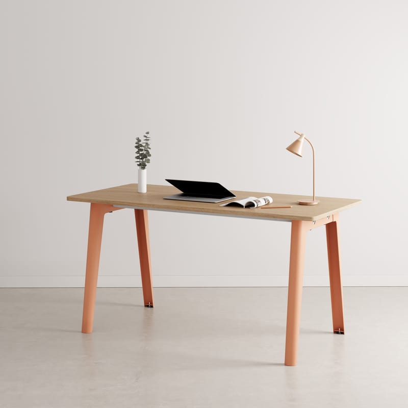 Möbel - Büromöbel - Schreibtisch New Modern holz rosa / 150 x 70 cm - Öko-zertifizierte Eiche - TIPTOE - Aschenrosa - Massive Tanne mit Eichenfurnier, thermolackierter Stahl