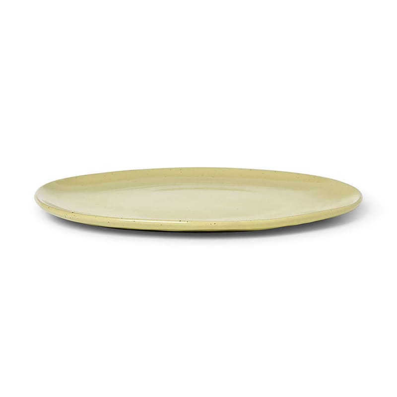 Table et cuisine - Assiettes - Assiette Flow céramique jaune / Ø 27 cm - Ferm Living - Jaune pâle moucheté - Porcelaine émaillée