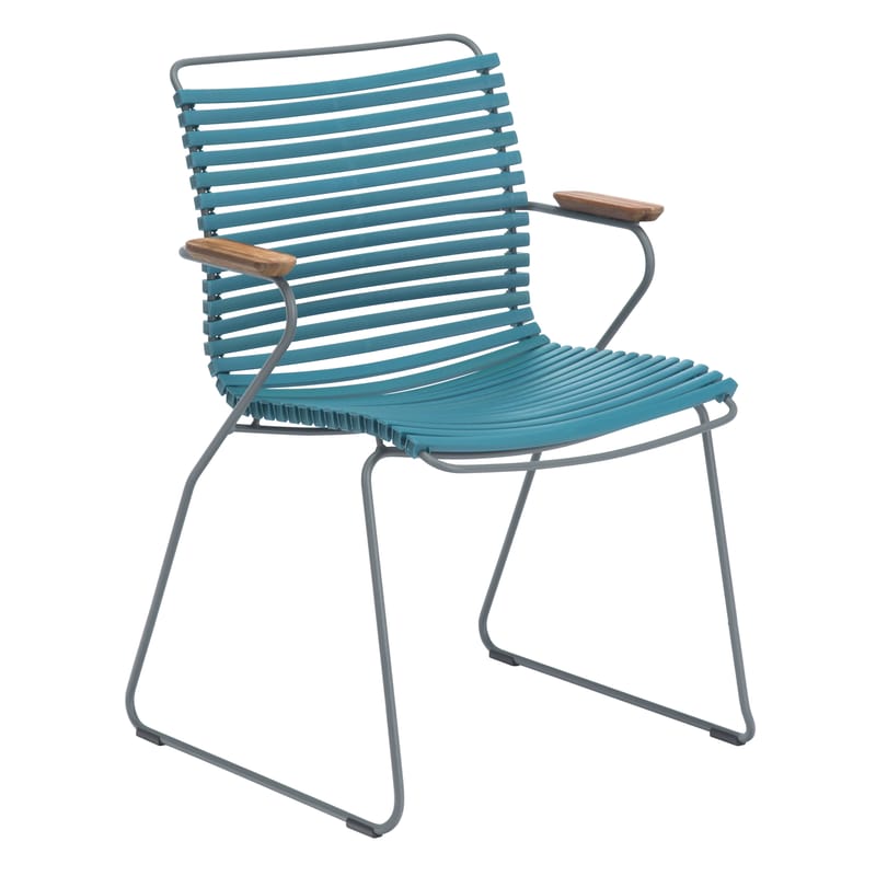 Mobilier - Chaises, fauteuils de salle à manger - Fauteuil Click plastique bleu / accoudoirs bambou - Houe - Bleu pétrole - Bambou, Matière plastique, Métal