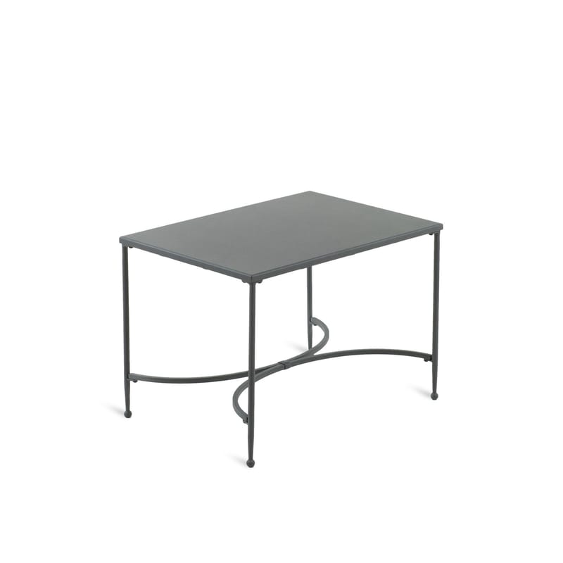 Black rod outlet iron coffee table