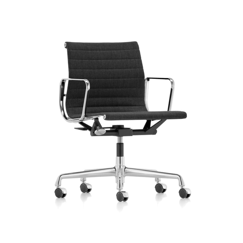 Mobilier - Fauteuils de bureau - Fauteuil à roulettes Aluminium Chair EA118 tissu noir / Eames, 1958 - Vitra - Noir (tissu Hopsack) / Alu poli - Aluminium injecté, Tissu