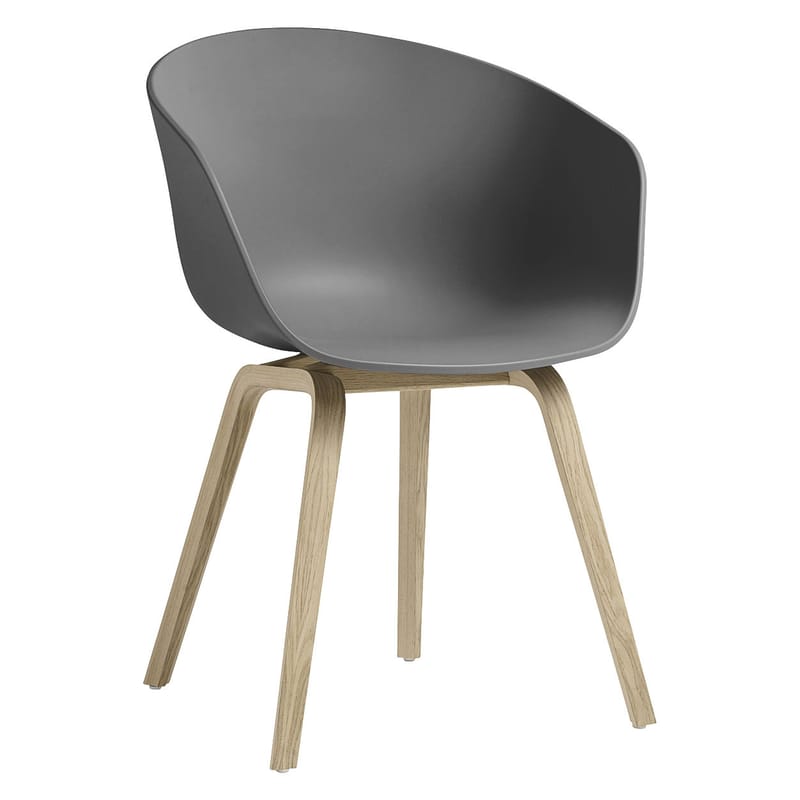 Mobilier - Chaises, fauteuils de salle à manger - Fauteuil  About a chair AAC22 plastique gris / Recyclé - Hay - Gris béton / Chêne verni mat - Chêne massif, Polypropylène recyclé