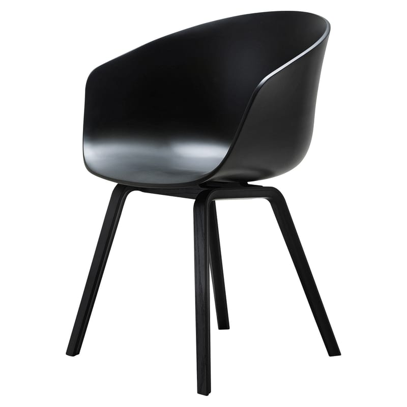 Mobilier - Chaises, fauteuils de salle à manger - Fauteuil About a chair AAC22 noir / Pieds bois - Hee Welling, 2010 - Hay - Noir / Pieds noirs - Chêne teinté, Polypropylène
