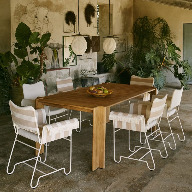 Gubi outdoor shop