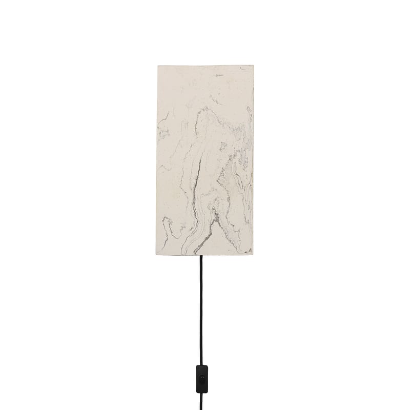 Luminaire - Appliques - Applique avec prise Argilla céramique blanc / Argile effet marbre - L 20 x H 40 cm - Ferm Living - Blanc - Argile