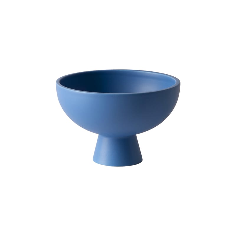 Table et cuisine - Saladiers, coupes et bols - Coupe Strøm Small céramique bleu / Ø 15 cm - Fait main - raawii - Bleu électrique - Céramique émaillé