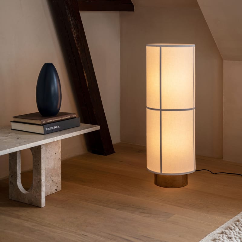 Low to floor table deals