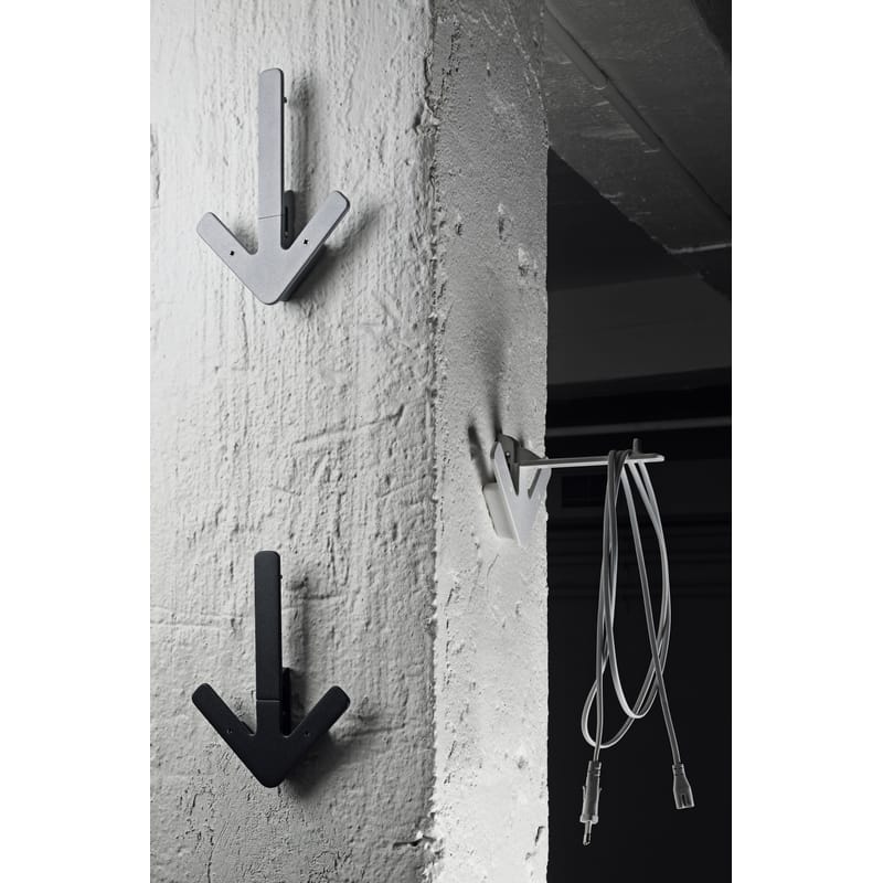 Arrow coat hook top