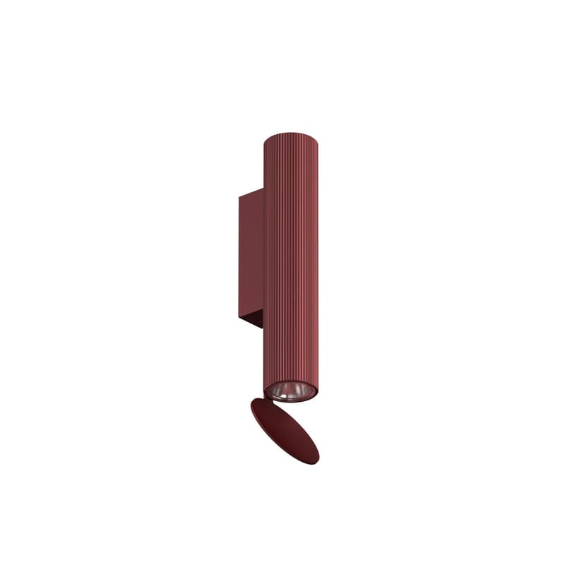 Leuchten - Wandleuchten - Wandleuchte Flauta Riga INDOOR metall rot / LED - Vertikales Streifenmuster / H 22,5 cm - Flos - Rubinrot - Aluminium