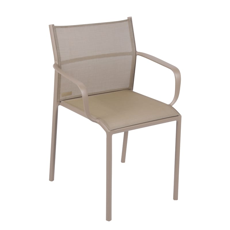 Mobilier - Chaises, fauteuils de salle à manger - Fauteuil empilable Cadiz tissu marron beige / Empilable - Fermob - Muscade - Aluminium laqué, Toile Batyline®