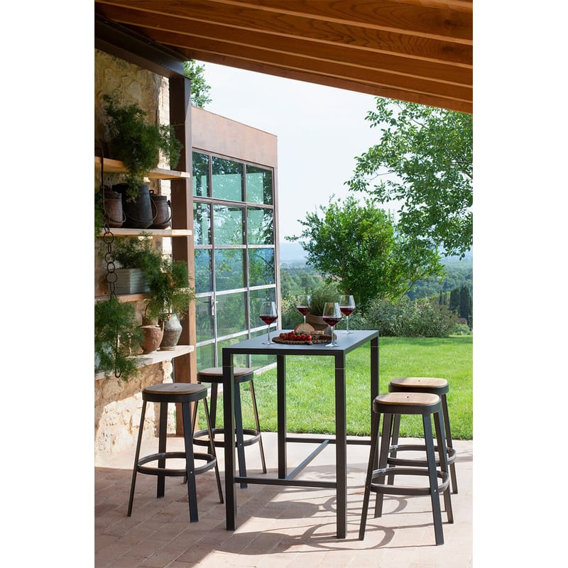 80cm top tall table