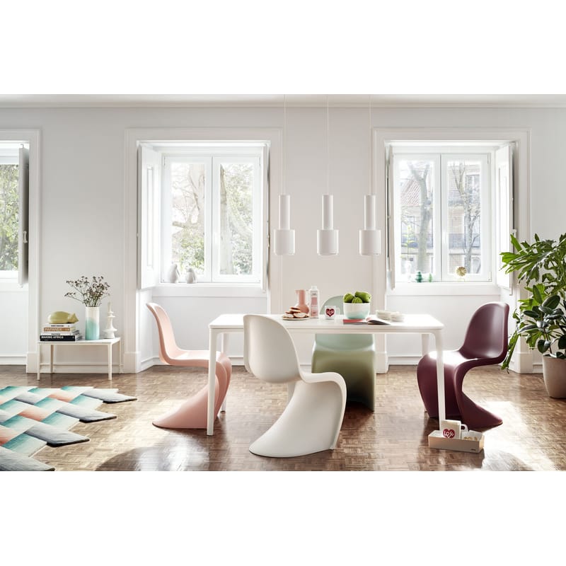 Rectangular tulip shop dining table