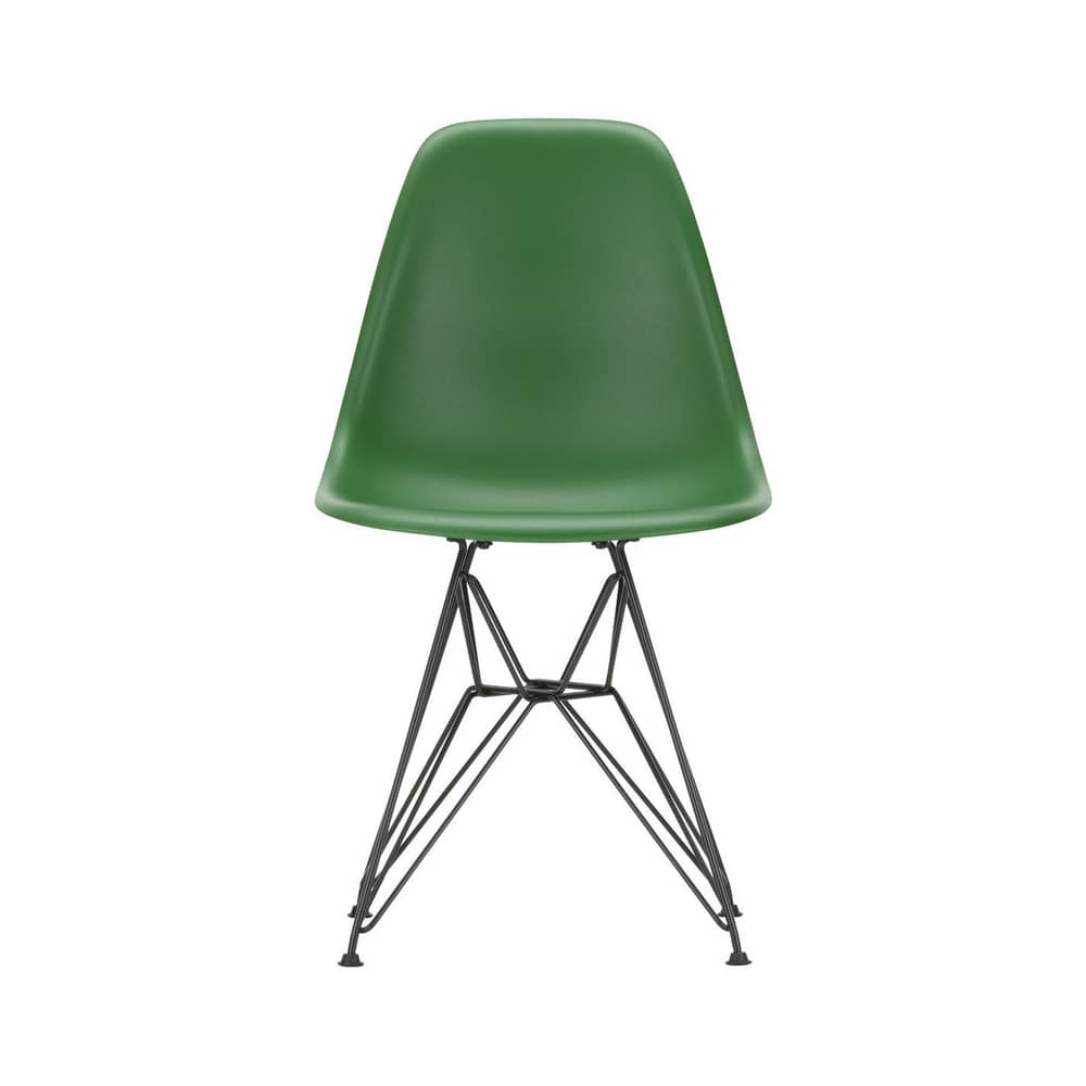 Sedia RE DSR - Eames Plastic Side Chair materiale plastico verde / (1950) - Nero / Riciclato - Vitra - Verde smeraldo / Piede nero - Acciaio laccato epossidico, Plastica riciclata post-consumo