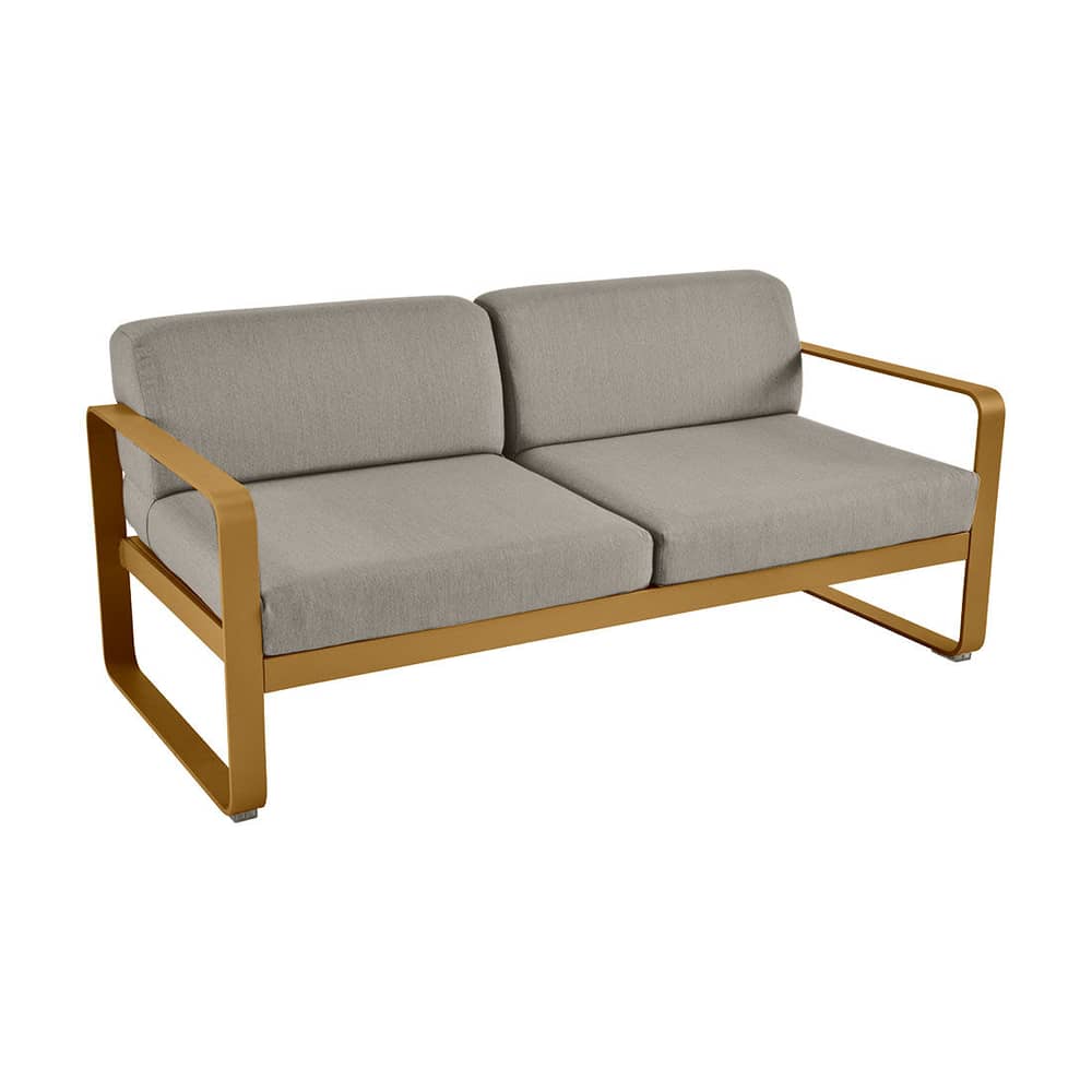 Canapé de jardin 2 places Bellevie métal tissu jaune / L 160 cm - Tissu taupe grisé - Fermob - Pain d\'épices / Tissu taupe grisé - Aluminium laqué, Mousse polyuréthane HR, Tissu acrylique