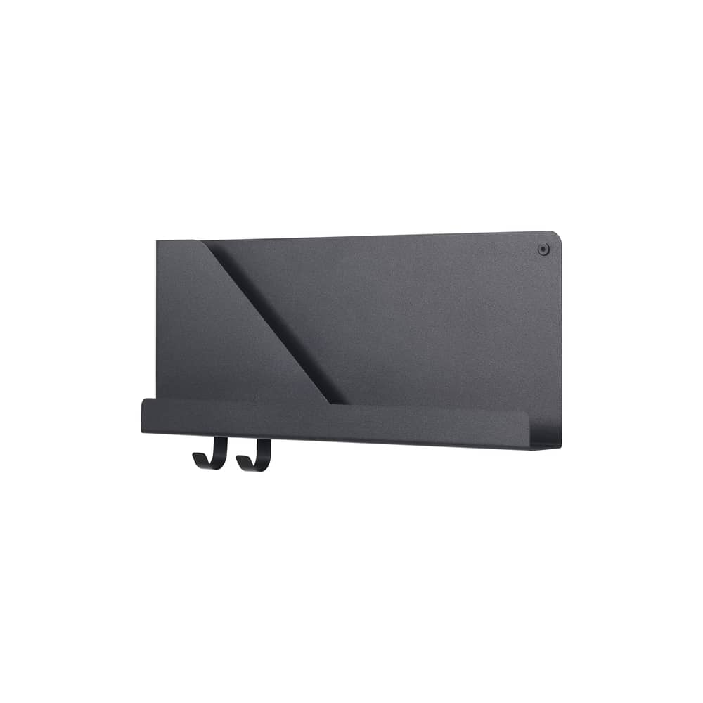 Regal Folded Small metall schwarz / L 50 cm - Metall - 2 Haken + 1 Ablagefach - Muuto - Schwarz - lackierter Stahl