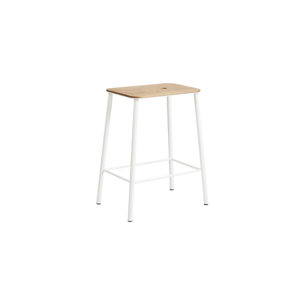 Adam Stool natural wood / H 50 cm - Indoor - Frama  - Natural oak / Warm white - Lacquered steel, Oiled oak