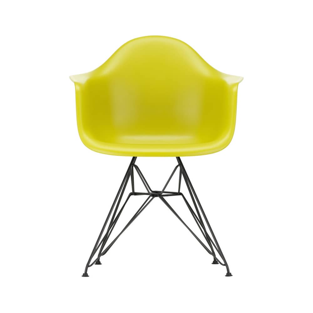 Poltrona RE DAR - Eames Plastic Armchair materiale plastico giallo / (1950) - Gambe nere / Riciclata - Vitra - Giallo senape / Gambe nere - Acciaio laccato, Plastica riciclata post-consumo