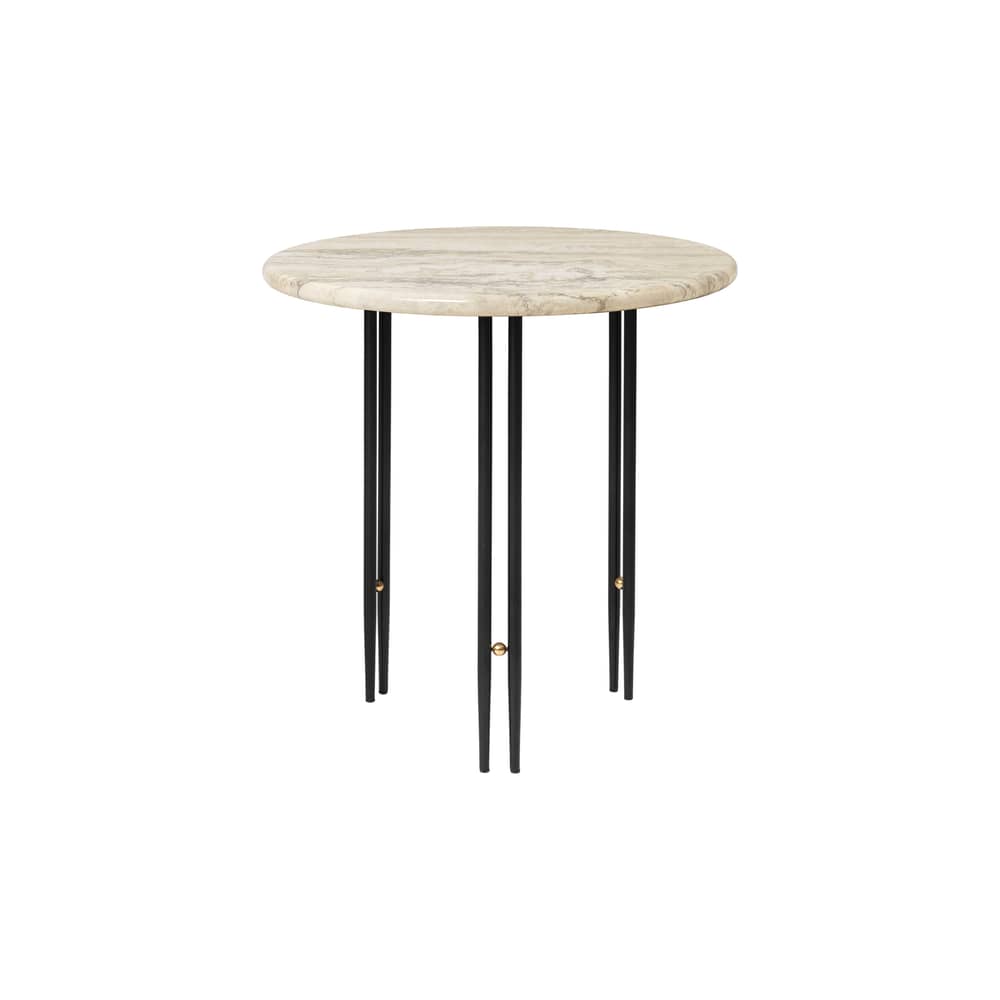 Table d\'appoint IOI marbre beige / Ø 50 x H 50 cm - Gubi - Marbre beige (Ripple) / Pied noir - Acier laqué, Laiton, Marbre