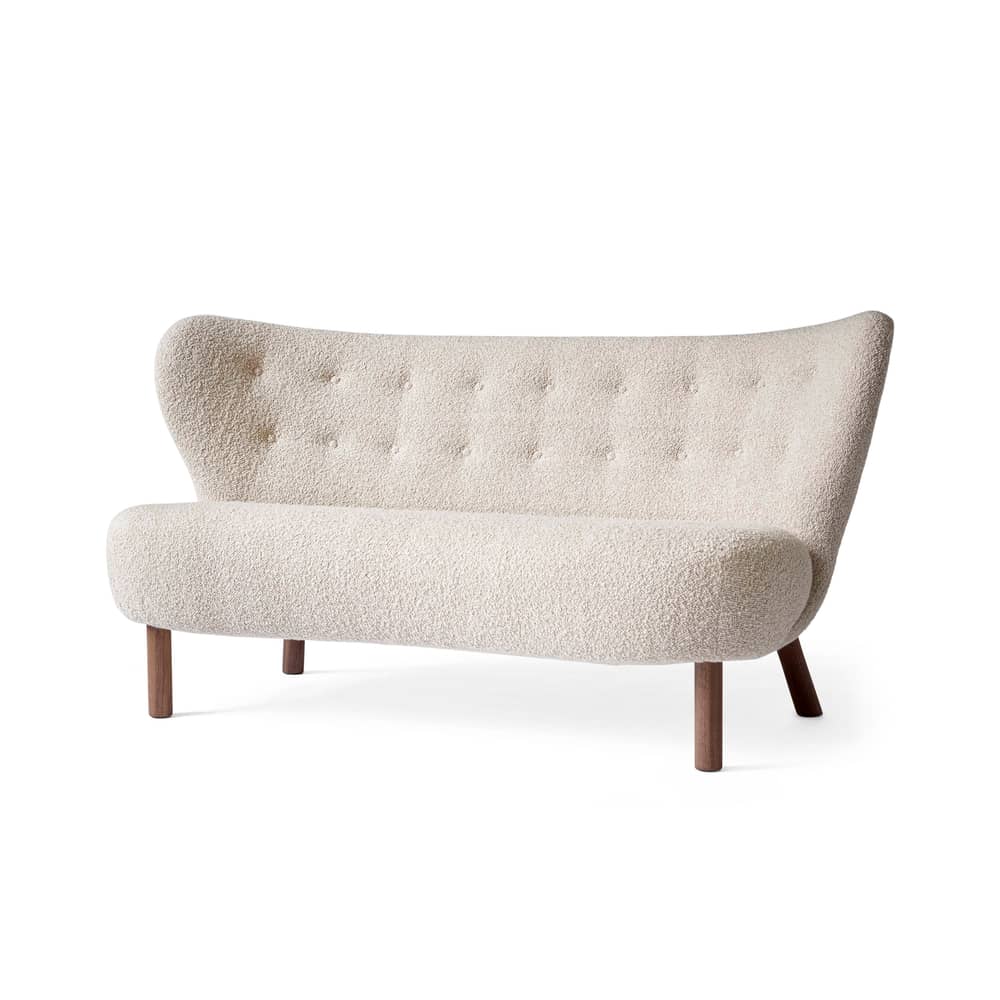 Canapé droit Little Petra VB2 (1938) tissu beige / L 150 cm - Tissu bouclé - &tradition - Beige (tissu bouclé) / Noyer - Mousse CMHR, Noyer massif, Tissu bouclé